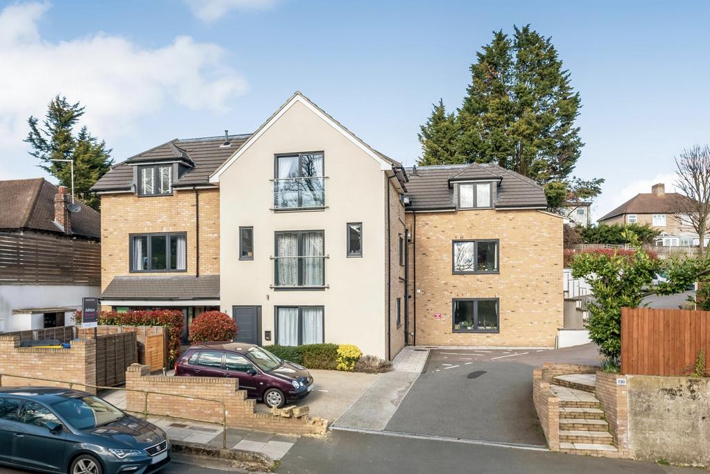 Watling Street, Bexleyheath, DA6 2 bed apartment £1,650 pcm (£381 pw)