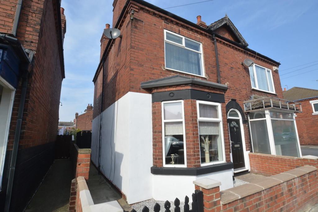 Westfield Avenue, Goole 3 bed semidetached house £155,000