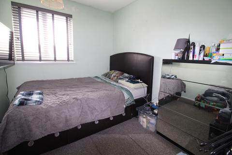 9 Cedar Grove, Westbury, BA13 3NJ