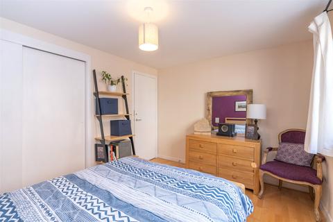 45/5 Mitchell Street, EH6 7BD
