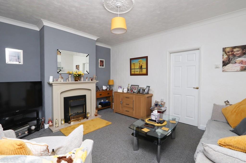 Lancaster Road, Cadishead 3 bed semidetached house for sale £200,000