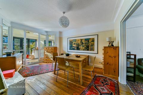 3 bedroom detached house for sale - Bushmoor Crescent, LONDON