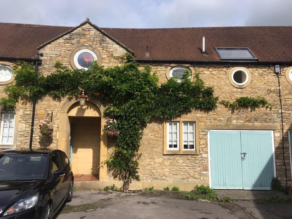 Coombe Street, Bruton 2 bed terraced house £750 pcm (£173 pw)