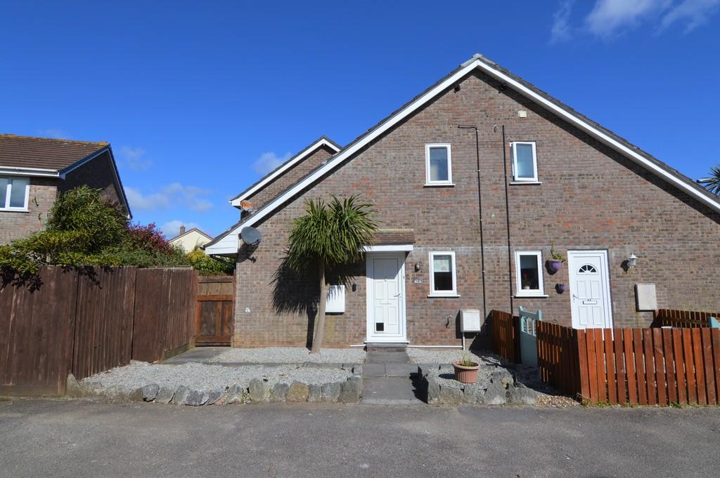 Polmennor Road, Falmouth 1 bed end of terrace house £200,000