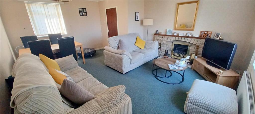 Living / dining room