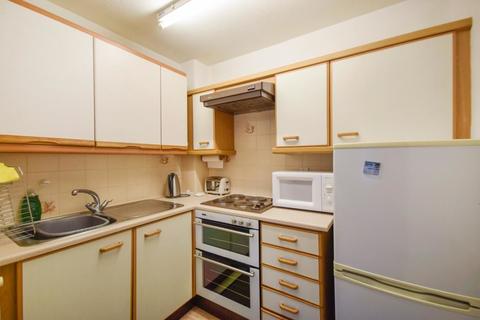 1 bedroom apartment for sale - Worplesdon Road, Guildford