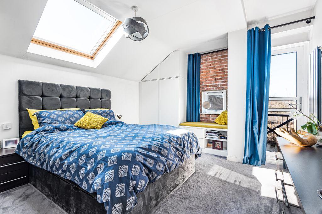 Bedroom 1 (Double with Ensuite)