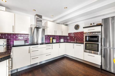 31 Maynards Quay, London, E1W 3RY