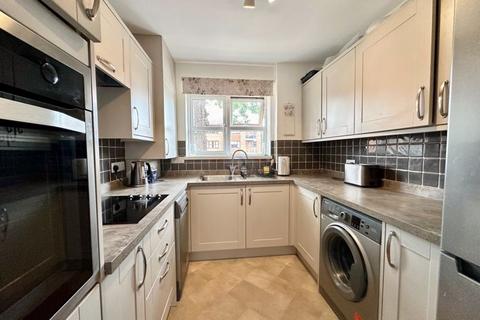 2 bedroom flat for sale, Parkhill Road, Bexley