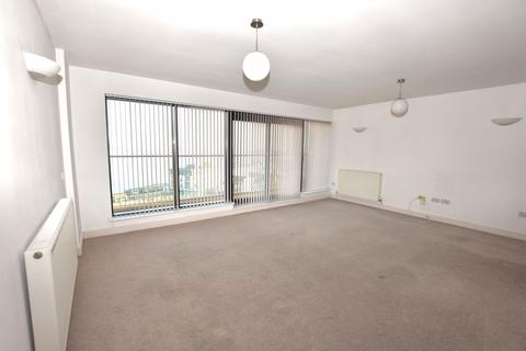 3 bedroom apartment to rent - Cliff Road, Plymouth