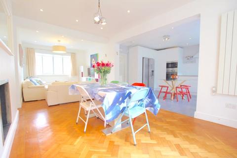 4 Hill Rise, London, NW11 6NA