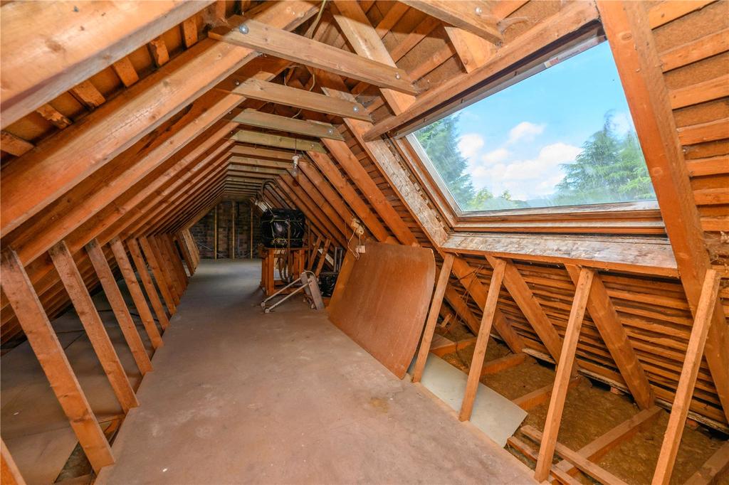 Ailnach Attic