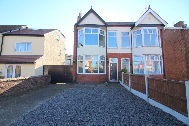 Leamington Road, Ainsdale 4 bed semidetached house £290,000