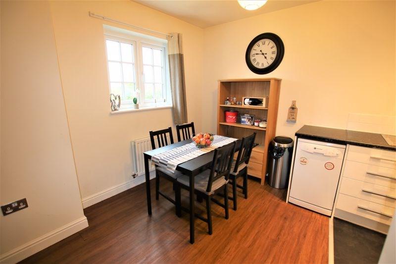 Tillage Close, Walmer Bridge, Preston, PR4 2 bed apartment £62,500
