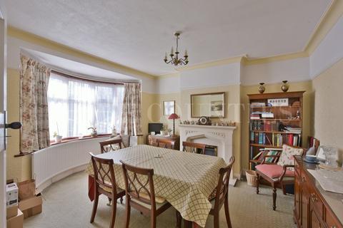 147 Mutton Lane, Potters Bar, EN6 2HD