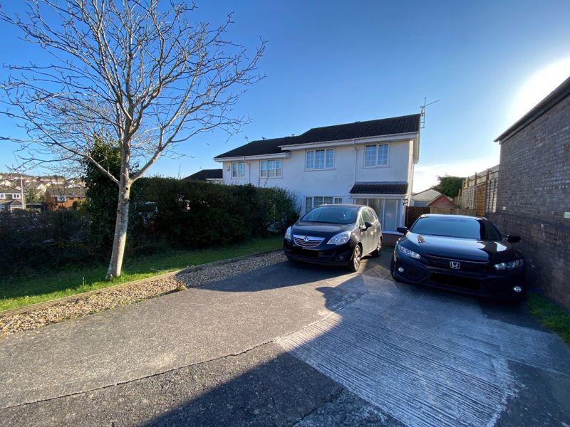 Conway Drive, Barry 3 bed semidetached house £349,950