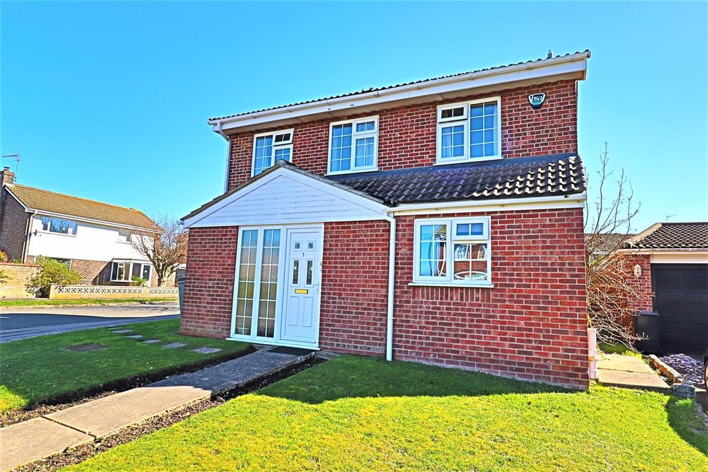 Square, Gunton 4 bed detached house £350,000