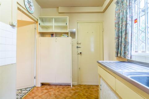 26 Arden Close, Beeston, Nottingham, NG9 2FZ