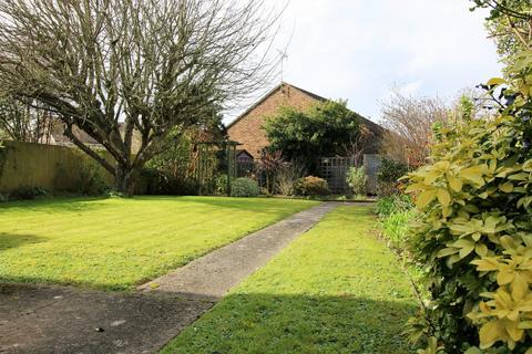 30 Elm Close, Yatton, Bristol, BS49 4EL