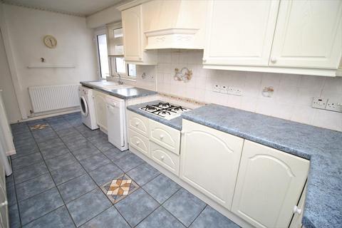30 Elm Close, Yatton, Bristol, BS49 4EL