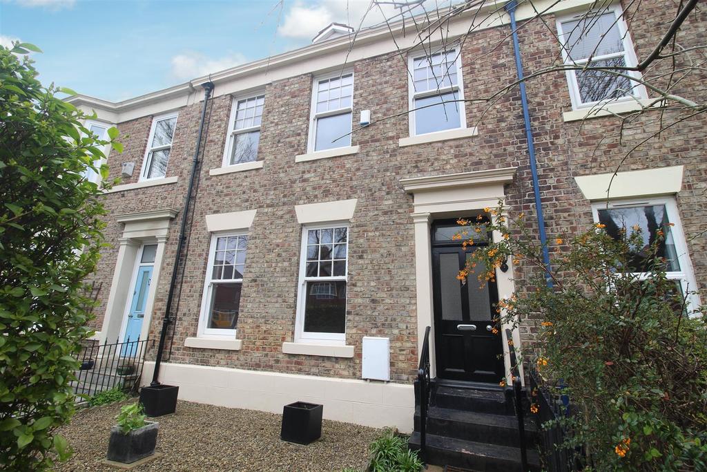 Linskill Terrace, North Shields 4 bed terraced house £1,200 pcm (£277 pw)