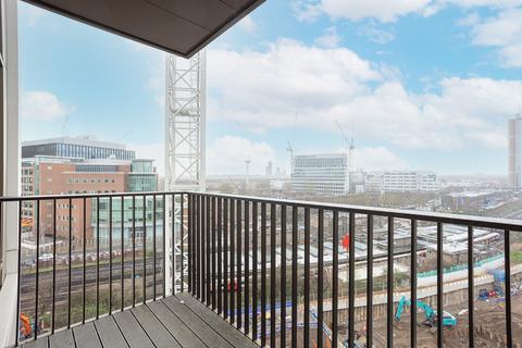 1 bedroom apartment for sale, Fountain Park Way, White City, W12