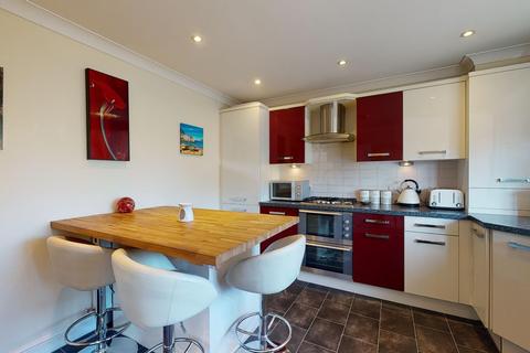 5 Leander Close, Deal, CT14 9FJ