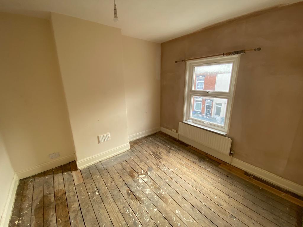 Room 1.jpg