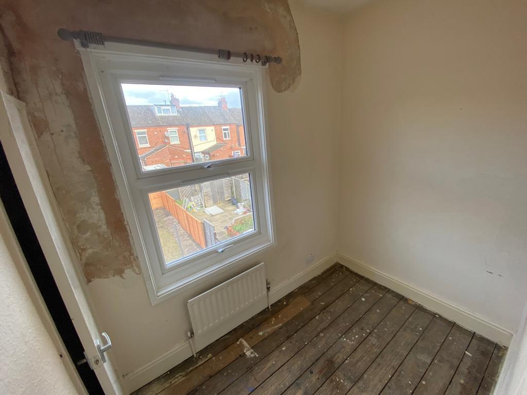 Room 2.jpg