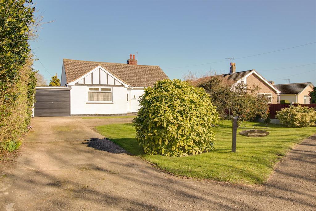 WeltonLeMarsh, Spilsby 3 bed detached bungalow £220,000