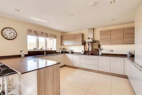 5 Highgrove Close, Benington, Stevenage, SG2 7BP
