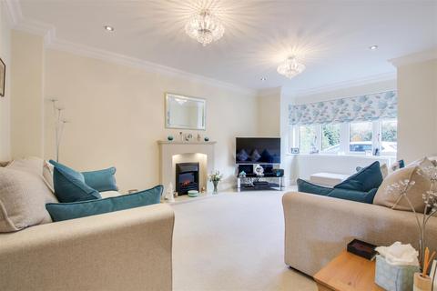 5 Highgrove Close, Benington, Stevenage, SG2 7BP
