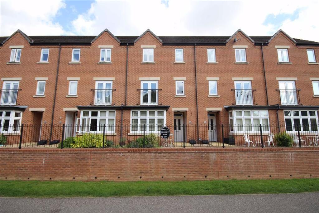 Iris Crescent, Lincoln, Lincolnshire 4 bed townhouse £310,000