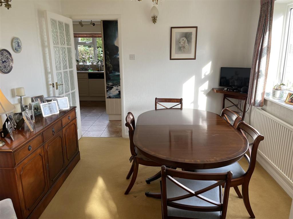 Dining Room.JPG