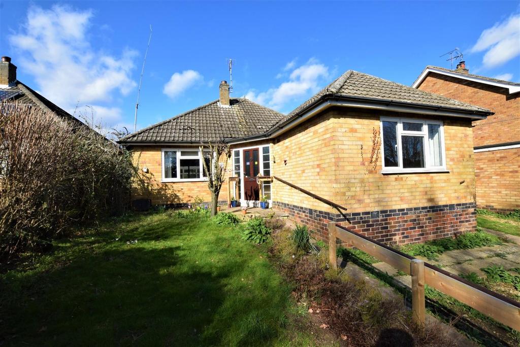 Braunston Road, Oakham 2 bed detached bungalow £290,000