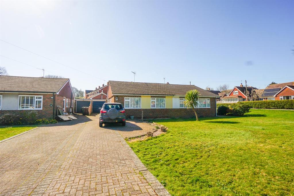 Greenacres, Westfield, Hastings 2 bed semidetached bungalow £300,000