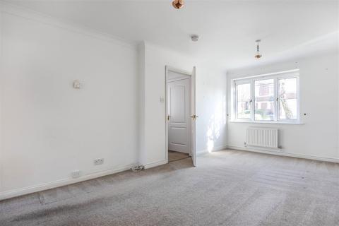 35 Patrick Road, Caversham, Reading, RG4 8DD