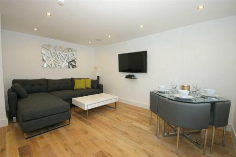 2 bedroom apartment for sale, Westhill Terrace, Harrogate Road, Leeds