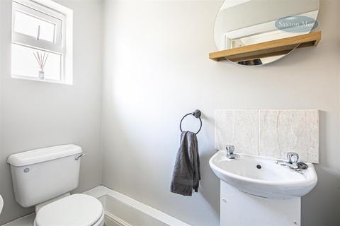 16 High View, Sheffield, S5 8YE