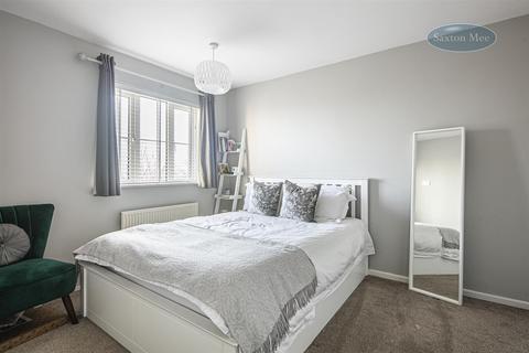 16 High View, Sheffield, S5 8YE