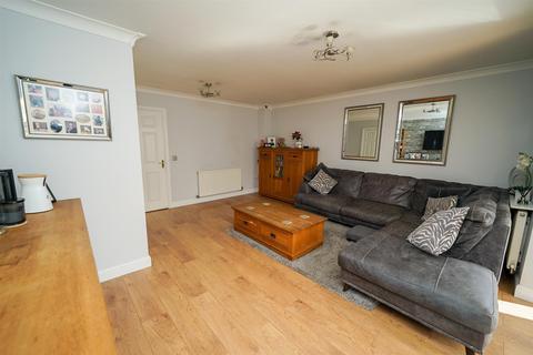 24 Johnson Drive, Leighton Buzzard, LU7 4TP