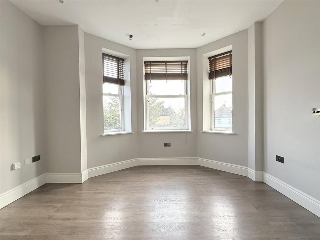 Apartment in Enfield - More