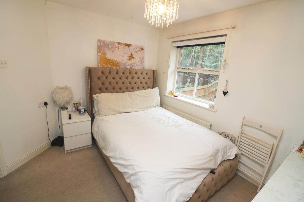 19 Danehurst Close - B4