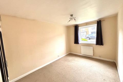 1 bedroom ground floor flat for sale, Paul Court Hythe Park Road, Egham, Surrey, TW20