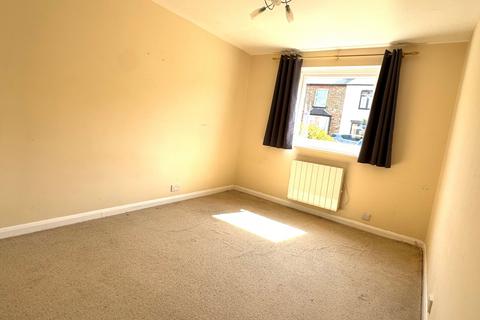 1 bedroom ground floor flat for sale, Paul Court Hythe Park Road, Egham, Surrey, TW20