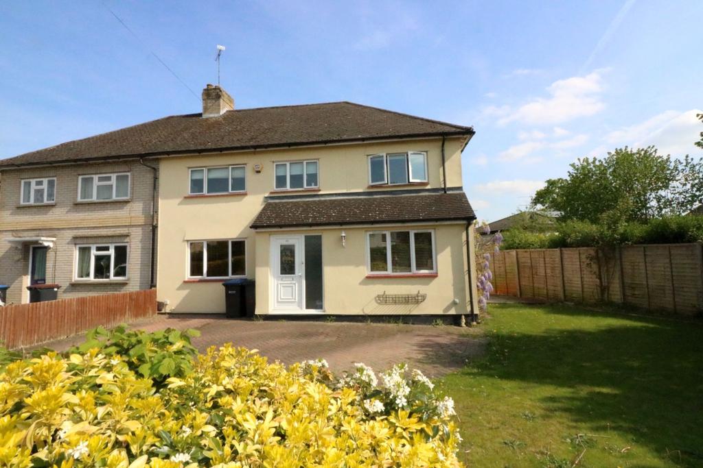 Larchwood Drive, Englefield Green, Egham, Surrey, TW20 4 bed terraced