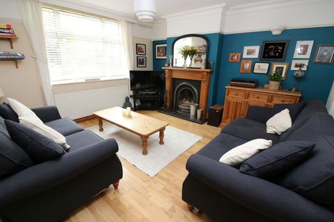 2 Windmill Close, Sunbury-on-thames, TW16 7HU