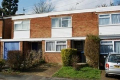 5 bedroom terraced house to rent, Greenways, Egham, Surrey, TW20