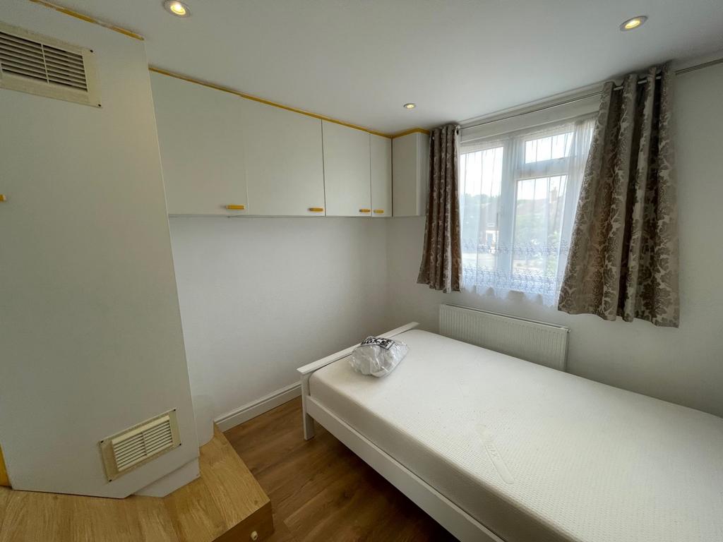 Bed4