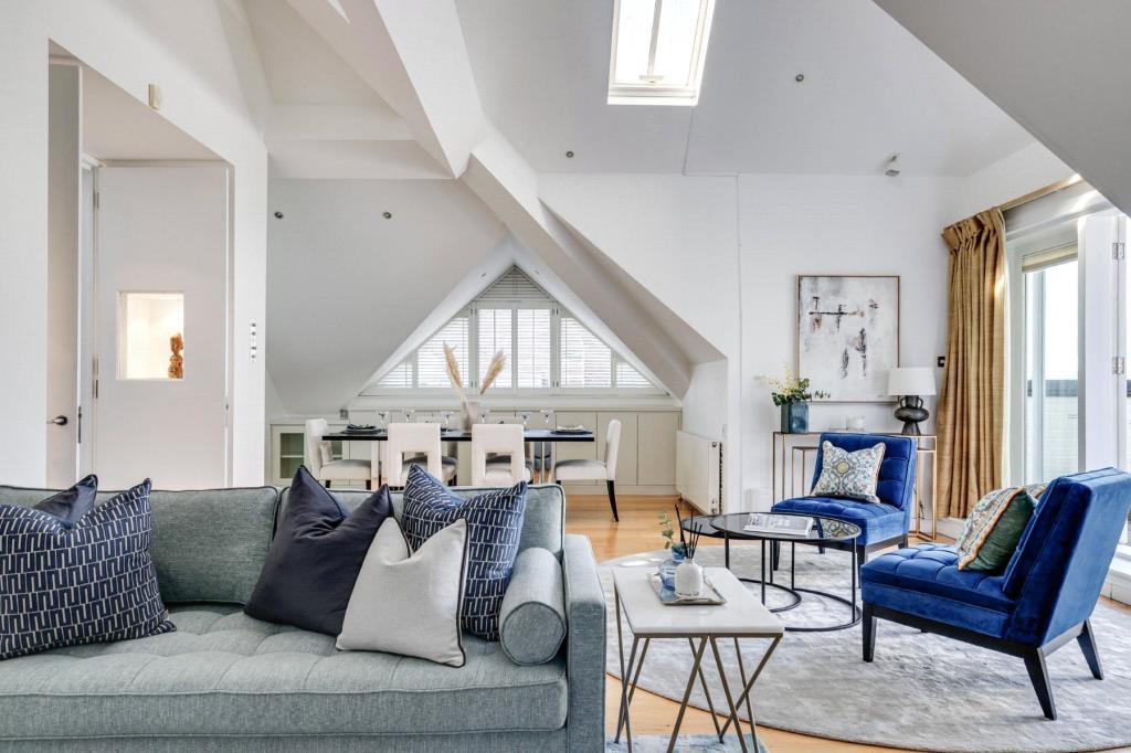 Oakhill Avenue, London, NW3 4 bed flat £2,300,000